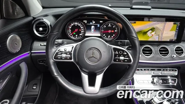 Mercedes-Benz E-Class E220d 4MATIC, миниатюра 9