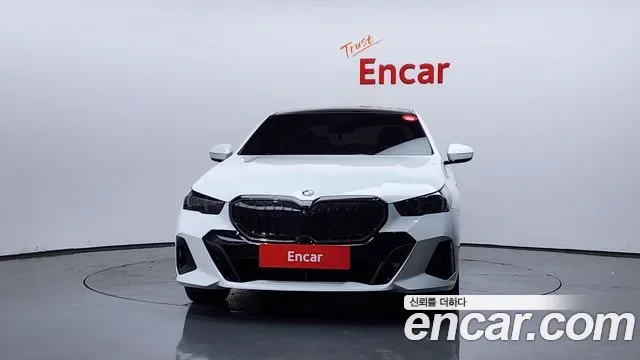 BMW 5 (G60) 520i, миниатюра 2