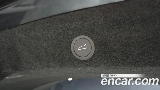 Tesla Y AWD, миниатюра 3