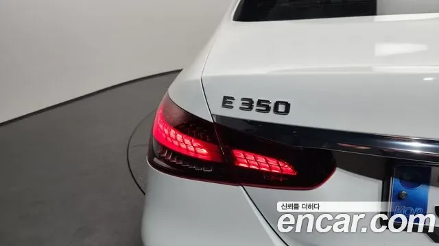 Mercedes-Benz E-Class E350 4MATIC, миниатюра 19