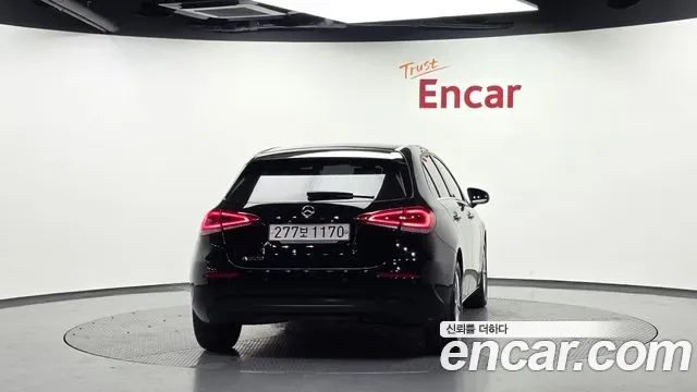 Mercedes-Benz A-Class A220, миниатюра 15