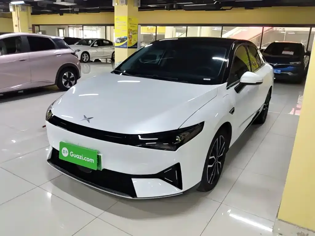 XPeng P5