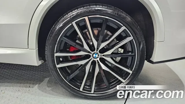 BMW X5 M50i, миниатюра 26