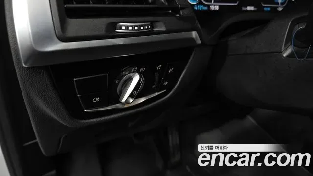 BMW iX3 M, миниатюра 26