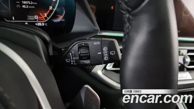 BMW X5 M50i, миниатюра 24