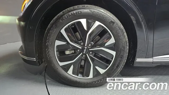 Kia EV6, миниатюра 24