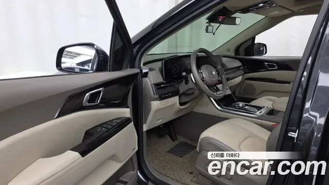 Kia Carnival дизель 7 мест, миниатюра 3