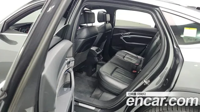 Audi e-, миниатюра 19