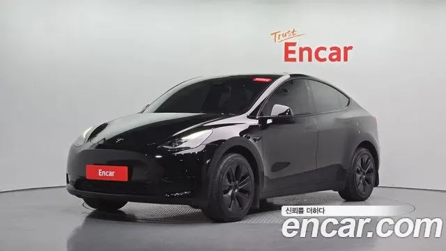 Tesla Y RWD