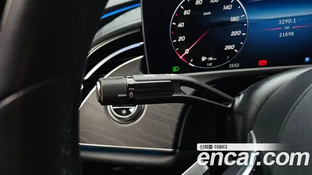 Mercedes-Benz E-Class E220d 4MATIC, миниатюра 15