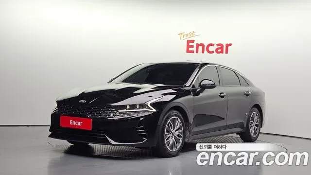 Kia K5 гибрид III Signature