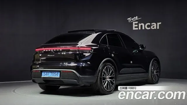 Porsche EV, миниатюра 6