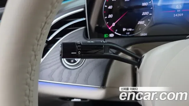 Mercedes-Benz E-Class E220d 4MATIC, миниатюра 18