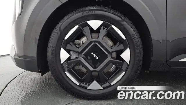 Kia Carnival дизель 9 мест, миниатюра 4