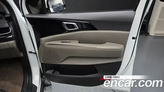 Kia Carnival HEV 9 мест Signature, миниатюра 17