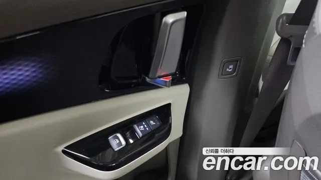 Kia Carnival дизель 7 мест Signature, миниатюра 25