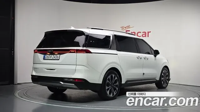 Kia Carnival дизель 9 мест, миниатюра 10