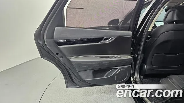 Genesis G80 бензин 2.5 Turbo AWD ( ), миниатюра 2