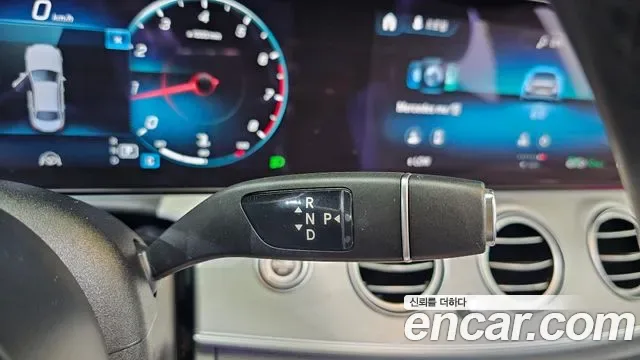 Mercedes-Benz E-Class E250, миниатюра 26