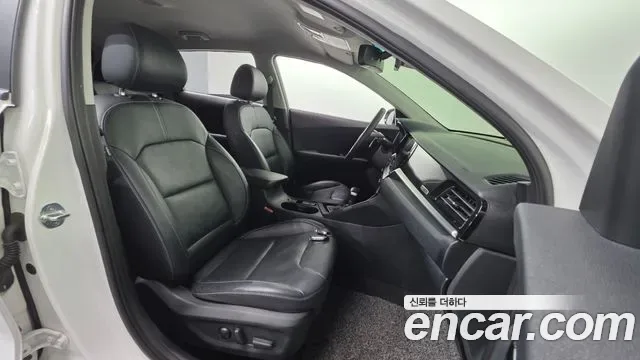 Kia Niro 1.6 HEV Signature, миниатюра 5