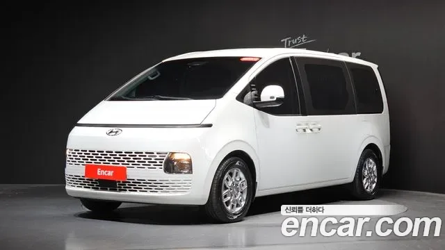 Hyundai Staria 11 мест Modern