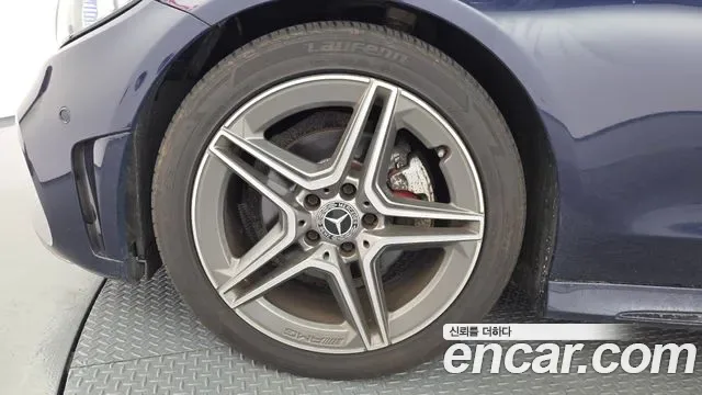 Mercedes-Benz C-Class C200, миниатюра 21