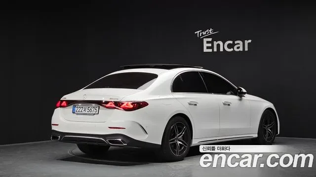 Mercedes-Benz E-Class E300 4MATIC AMG Line, миниатюра 10
