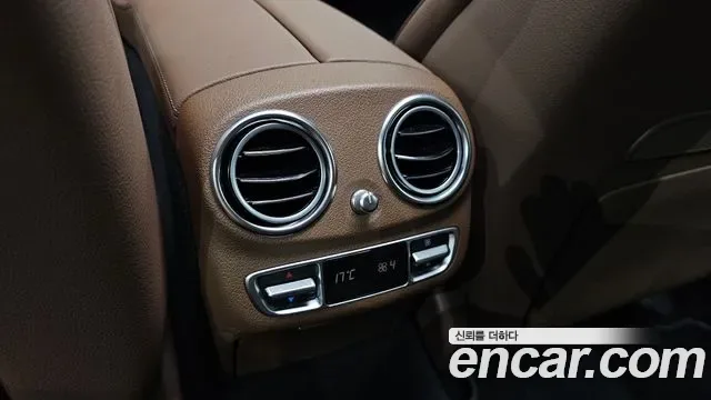 Mercedes-Benz E-Class E350 4MATIC, миниатюра 6