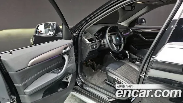 BMW X1 xDrive 20i xLine, миниатюра 3