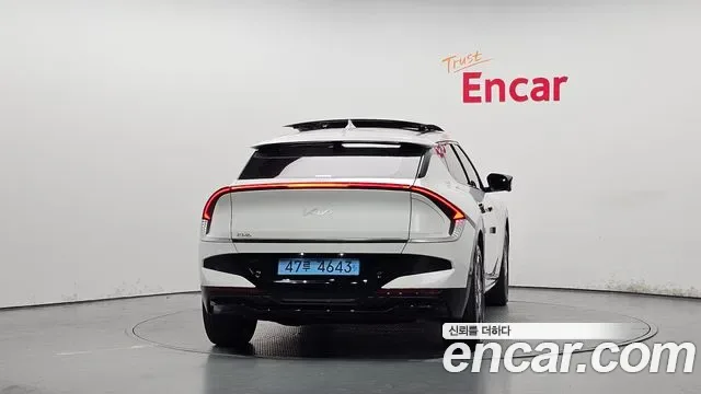 Kia EV6 4WD, миниатюра 12
