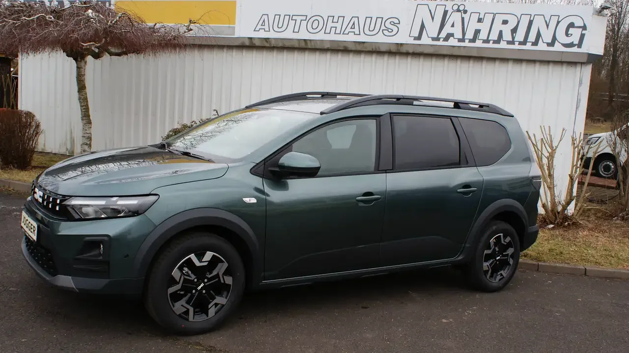 Dacia Jogger TCe 110 PS Journey NAVI