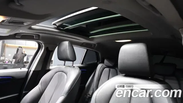 BMW X2 xDrive20i, миниатюра 2