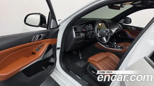 BMW X5 M50i, миниатюра 23