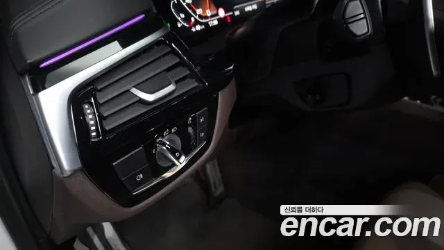 BMW 5 (G30) M550i xDrive, миниатюра 4