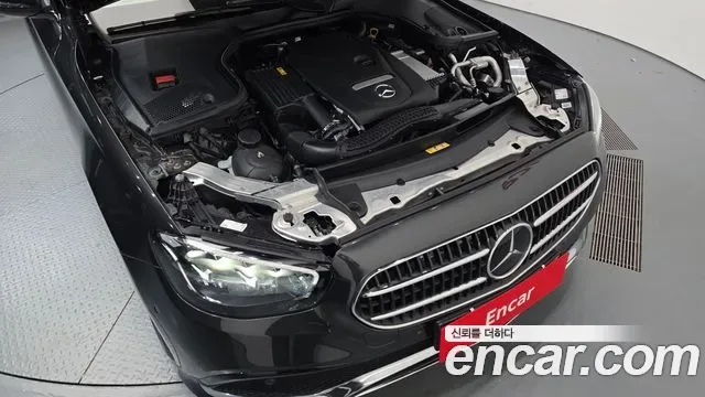 Mercedes-Benz E-Class E250, миниатюра 21