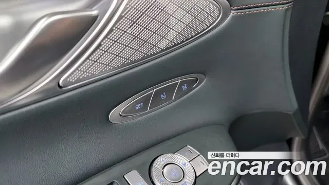 Genesis GV70 2.5T бензин AWD ( ), миниатюра 23