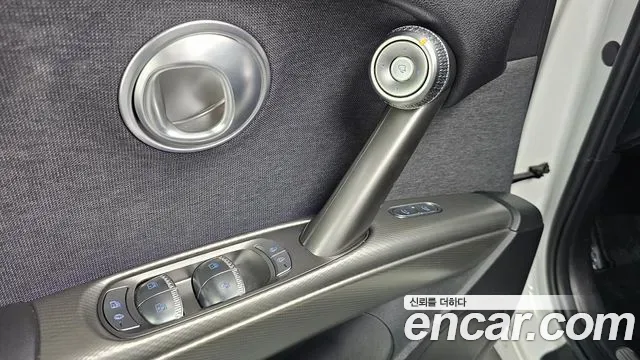 Genesis GV60, миниатюра 10