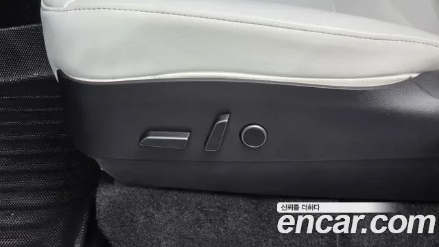 Tesla Y AWD, миниатюра 21