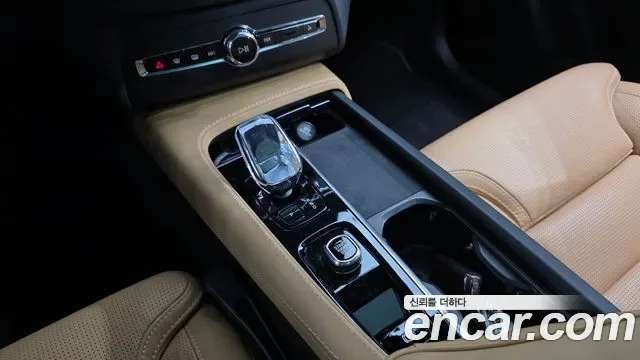 Volvo XC90 T8 гибрид, миниатюра 5