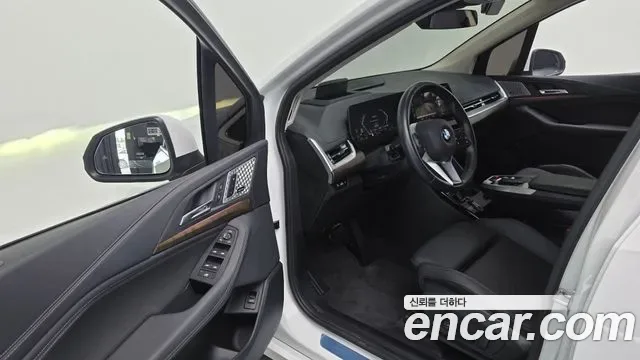 BMW 2 (U06) 218d, миниатюра 8