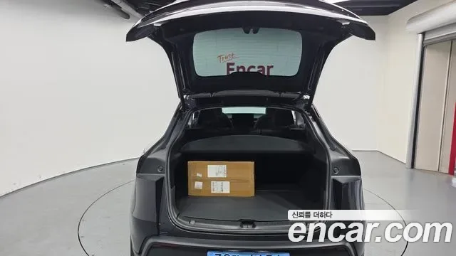Tesla Y AWD, миниатюра 18