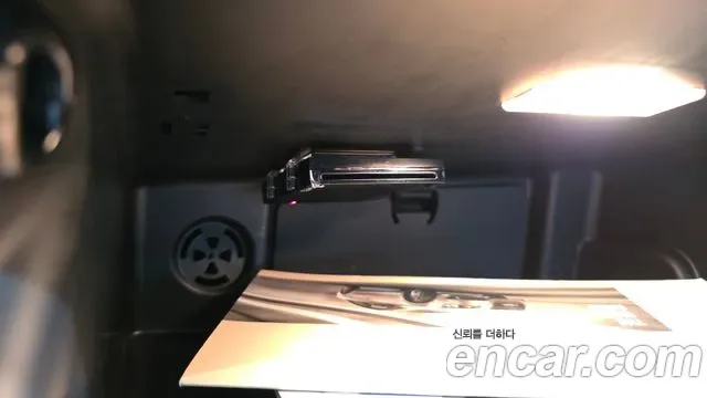 MINI Cooper SE III, миниатюра 10