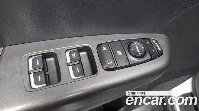 Kia Sportage бензин 2.0 2WD Prestige, миниатюра 22