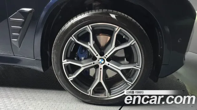 BMW X5 xDrive 40i M, миниатюра 3