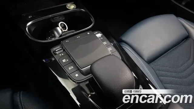 Mercedes-Benz A-Class A220, миниатюра 4