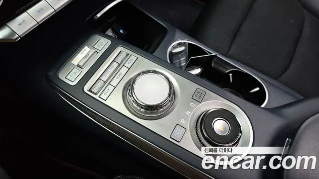 Genesis GV70 2.5T бензин AWD ( ), миниатюра 17