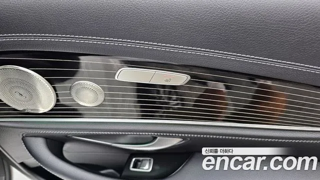 Mercedes-Benz E-Class E450 4MATIC, миниатюра 9