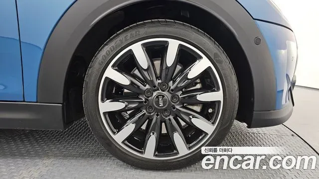 MINI Cooper III, миниатюра 7
