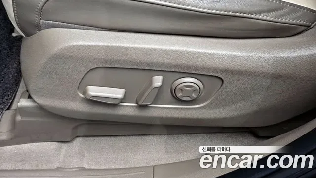 Kia Carnival дизель 9 мест, миниатюра 17