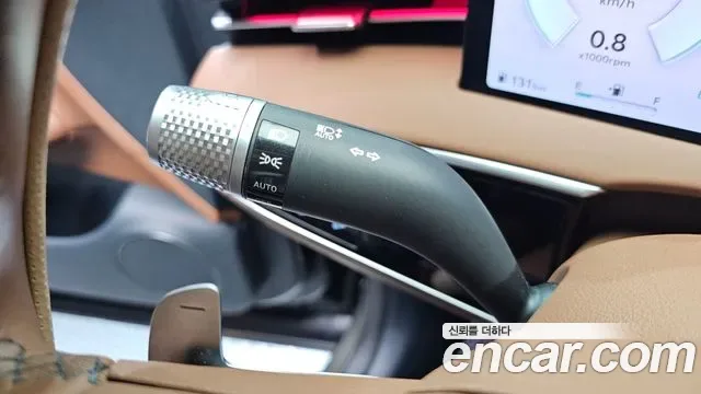 Genesis GV70 2.5T бензин AWD ( ), миниатюра 15